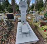 Wrocławskie obchody 78. rocznicy bitwy o Monte Cassino. Kolejny grób z insygnium „OJCZYZNA SWEMU OBROŃCY”