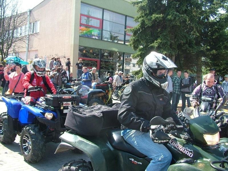 W sobotę motocykliści z całej okolicy zjednoczyli siły i...