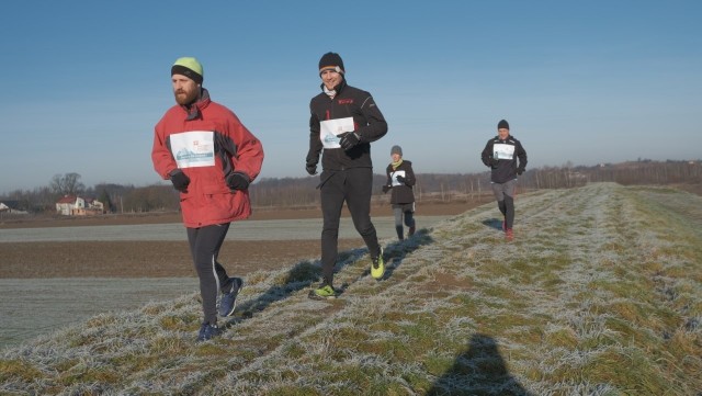 W ramach w akcji "Wbiegnijmy w 2021 dla Łukasza Daty - 6 km na lepszy rok!" każdy przebiegł co najmniej 6 km. W ten sposób biegacze zwrócili uwagę na potrzebę pomocy Łukaszowi Dacie, który obecnie potrzebuje kosztownej rehabilitacji.