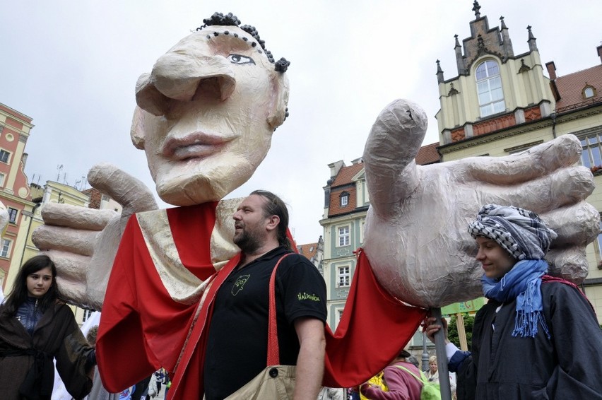 Wrocław: Kolorowa parada odważnych dzieci, czyli Brave Kids na Rynku (ZDJĘCIA, FILM)