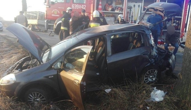 Po wypadku w Zbrosławicach, cztery osoby trafiły do szpitala