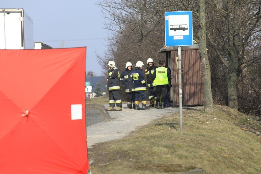 Tuż przed godziną 9 doszło do tragedii w Zawałach koło...