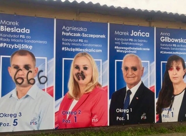 Zniszczone plakaty kandydatów Prawa i Sprawiedliwości w Sandomierzu