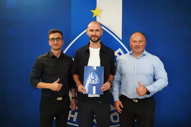 Najnowszym nabytkiem Ruch Chorzów jest Filip Starzyński.Zobacz w galerii ZDJĘĆ wartość rynkową nowych piłkarzy Niebieskich.