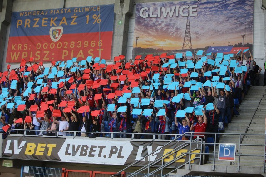 Piast Gliwice pokonał poznańskiego Lecha 1:0 (1:0) i...