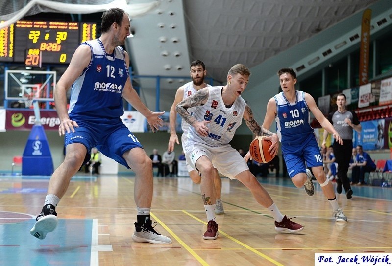 I liga: Energa Kotwica Kołobrzeg - Biofarm Basket Poznań 71:86 [ZDJĘCIA]