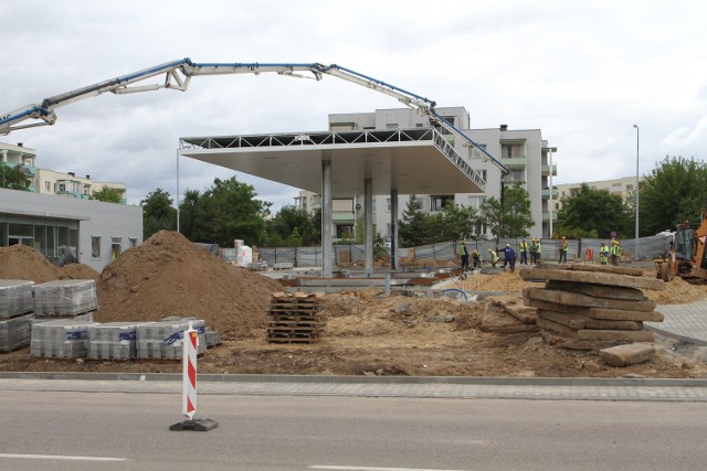 Stacja benzynowa przed oknami mieszkańców kieleckich Ślichowic