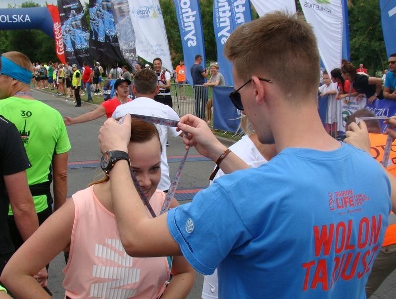 Oświęcim. W biegu ulicznym Tauron Life Festival Oświęcim padł kolejny rekord liczby uczestników [ZDJĘCIA CZ. 2] 