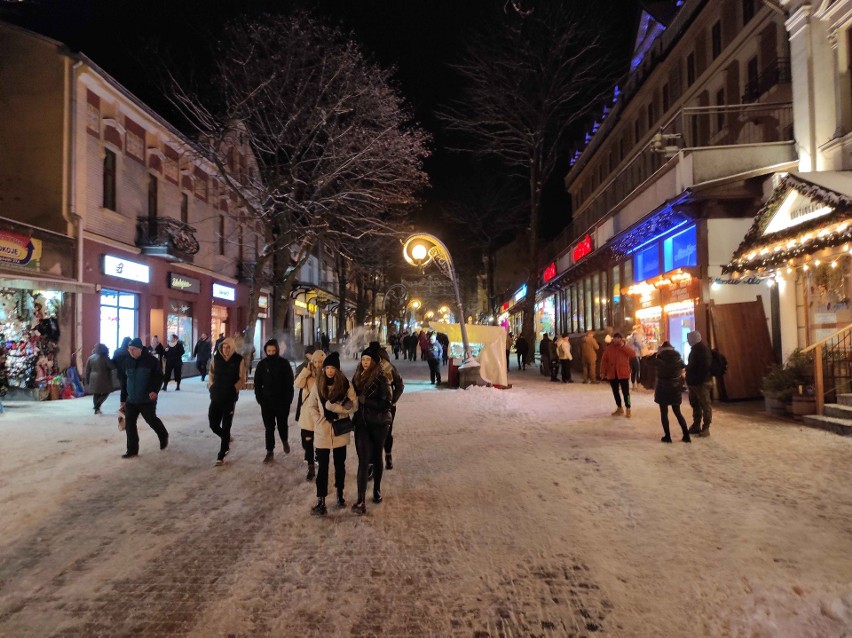 Zakopane. Tutaj sezon trwa cały rok. Znów weekend, znów przyjechali turyści 