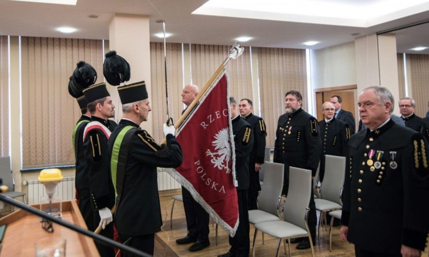 Dziś (4 grudnia) obchodzimy Barbórkę - tradycyjne święto...