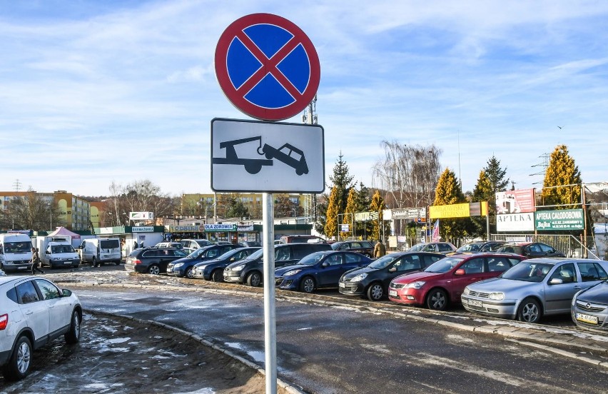 Parkowanie w okolicach targowiska przy ul. Pelplińskiej w...