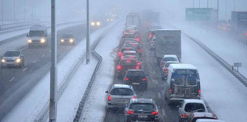 Paraliż komunikacyjny na obwodnicy Trójmiasta. Gdynia chce wyjaśnień od GDDKiA