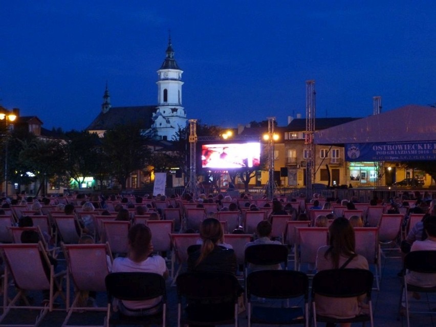 Ostrowieckie Kino pod Gwiazdami dla dzieci i dorosłych