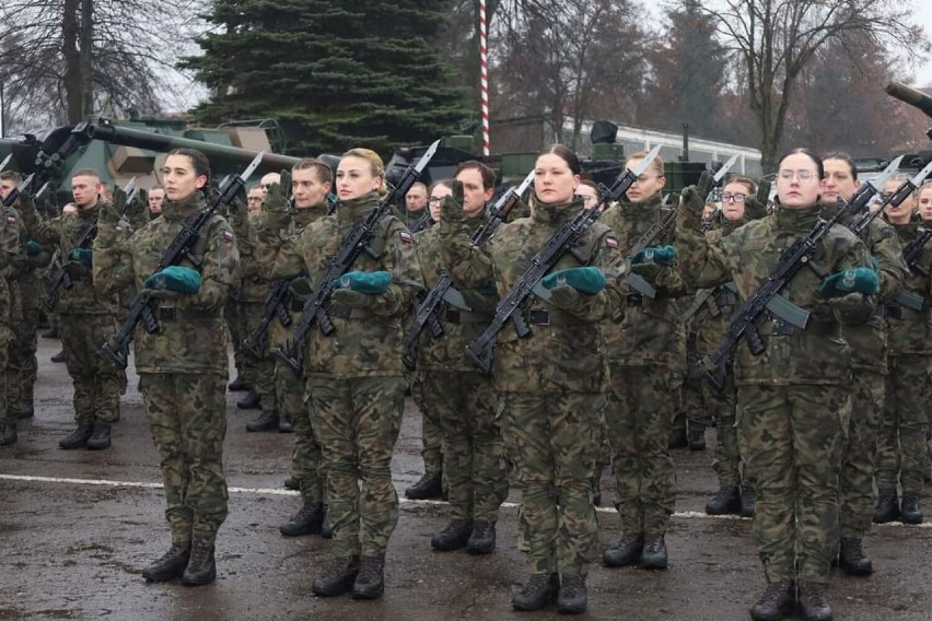Żołnierska przysięga w Elblągu. Ślubowało 364 żołnierzy
