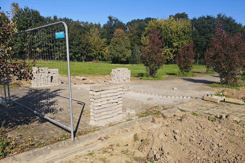 Kraków. Otwarta została nowa część Cmentarza Batowickiego [ZDJĘCIA]