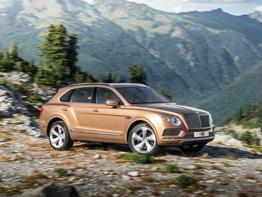 Bentley Bentayga to pierwszy SUV marki. Auto cieszy się dużą...