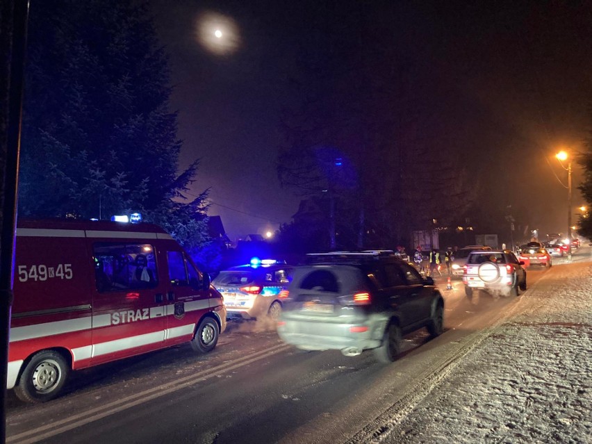 Groźny wypadek w Poroninie. Kilkuletnie dziecko zostało potrącone przez samochód. Na miejscu lądował śmigłowiec LPR