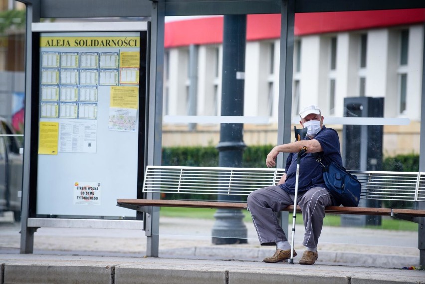 Od 10 października strefa żółta obowiązuje na terenie całego...