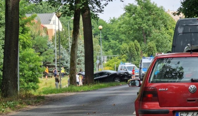 Dwa auta zderzyły się na al. Wojska Polskiego