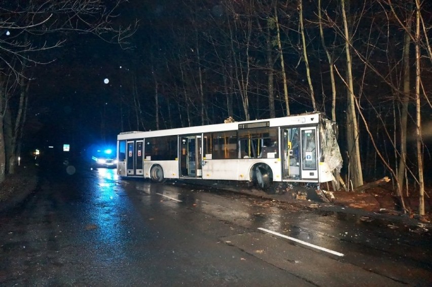 Wypadek autobusu w Zabrzu