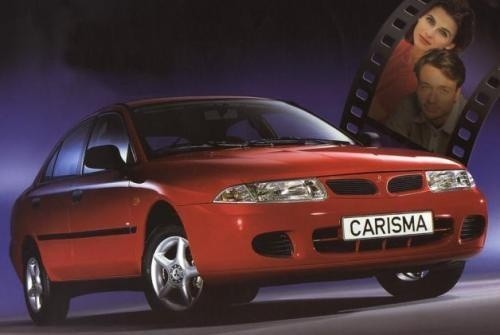 Fot. Mistubishi: Mitsubishi Carisma był produkowany w fabryce w Holandii. Na zdjęciu model z 1997 r., w którym wprowadzono do produkcji silnik z bezpośrednim wtryskiem benzyny.