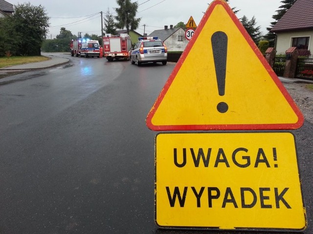 Wypadek w Jastrzębiu: Citroen wylądował w rowie