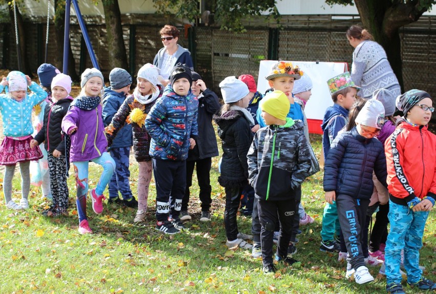 „Zabawy z Panią Jesienią” w Przedszkolu Miejskim nr 8...