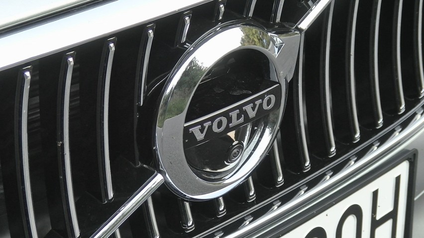 Volvo V90...