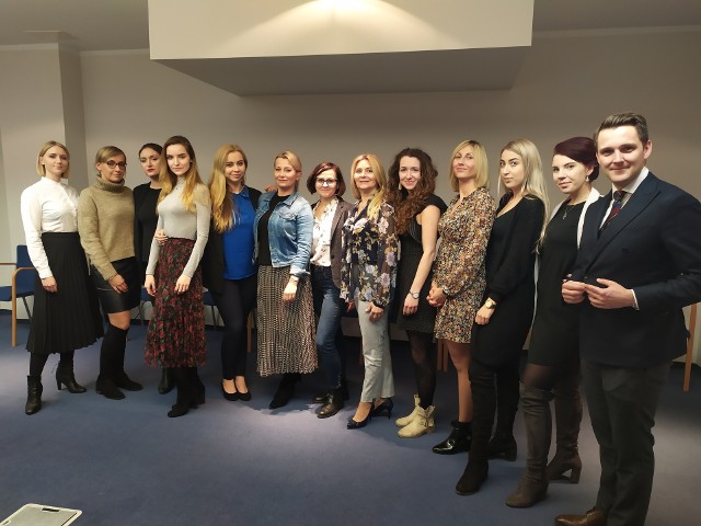 Spotkanie Szczecin Young Ladies. Tematem spotkania były wystąpienia publiczne