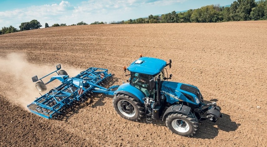 New Holland ciągle jest na czele zestawienia najlepiej...