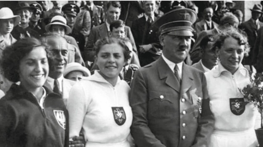 Od lewej: Maria Kwaśniewska-Maleszewska z ŁKS, brązowa...