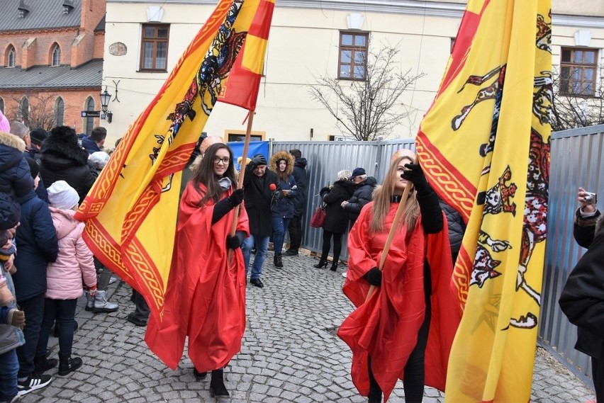 Orszak Trzech Króli 2020 w Tarnowie. Ulicami miasta przeszły prawdziwe tłumy [ZDJĘCIA, WIDEO]