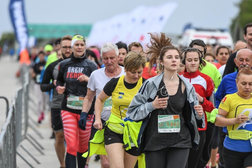 Bieg Europejski Gdynia 2019 na płycie Portu Lotniczego...