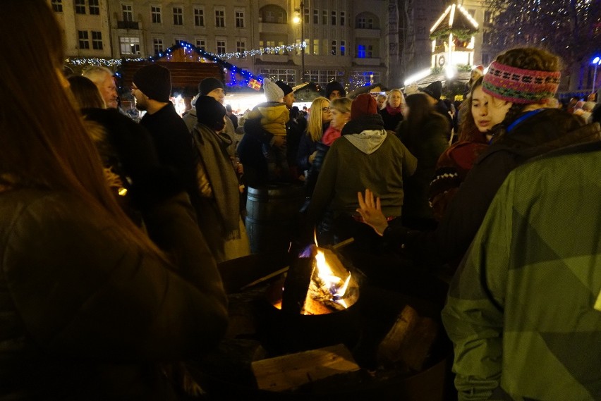 Jarmark na placu Wolności można odwiedzać do 21 grudnia w...