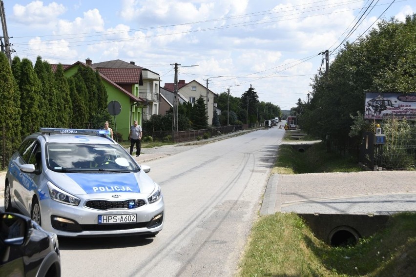 Pocisk artyleryjski z czasów II wojny światowej odkryto w Bilczy. Utrudnienia w ruchu! (ZDJĘCIA) 