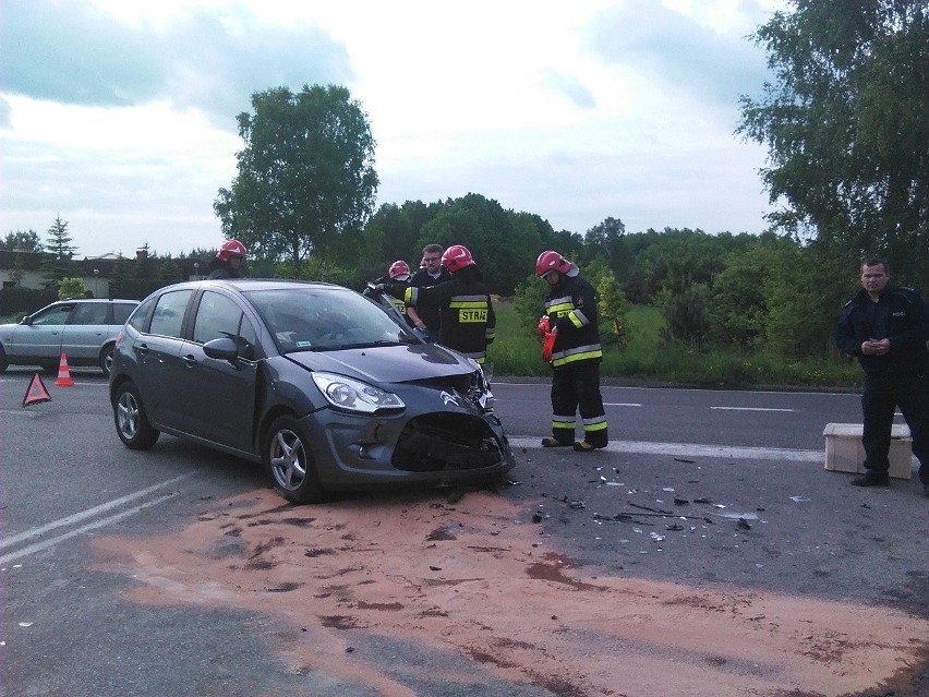Wypadek w Bobrku. Trzy samochody uszkodzone [ZDJĘCIA]