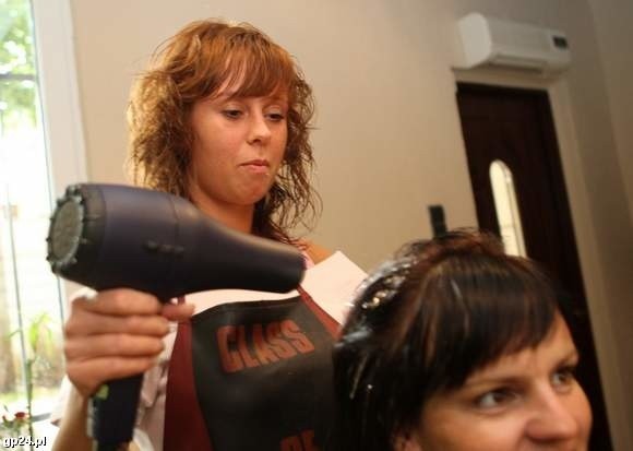 Dotacja państwowa pomogła Aleksandrze Gwóźdź wyposażyć jej lokal fryzjerski przy ul. Zamenhofa 5 w Słupsku.