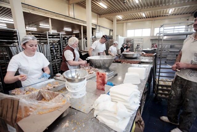 Cukiernia Rem Marco działa na rynku ponad dziesięć lat, w tym czasie dała się poznać między innymi jako producent doskonałych pączków