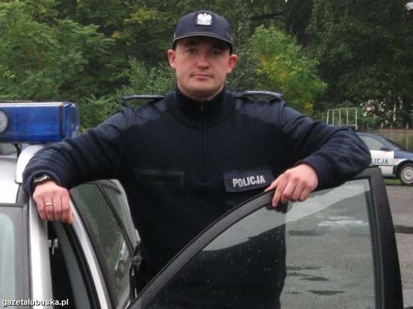 Mł. asp. Maciej Matuszewski, KMP w Zielonej Górze, jest dzielnicowym w Sulechowie. W policji od dziewięciu lat.