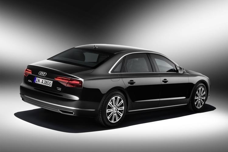 Audi A8 L Security...