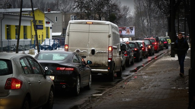 Korek na Strachocinie, Wojnowie i Swojczycach zwiększył się po zamknięciu drogi Trestno-Blizanowice