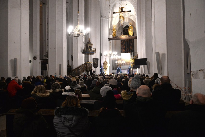 Różaniec i msza w bazylice Mariackiej w intencji śp. Pawła...