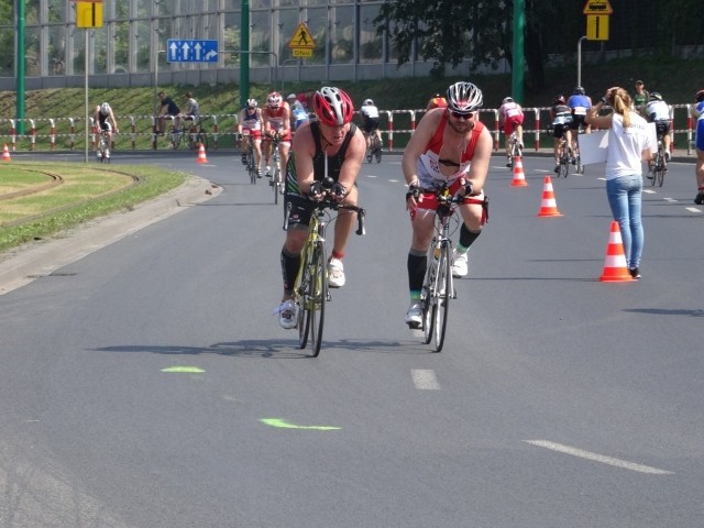 Triathlon Poznań 2014: Zmagania triathlonistów na etapie rowerowym