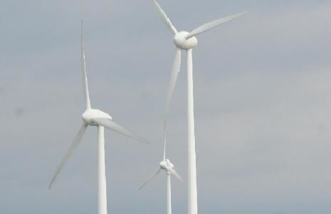 Liczba turbin wiatrowych w Kujawsko-Pomorskiem w porównaniu do możliwości produkcji energii jest niebezpiecznie wysoka