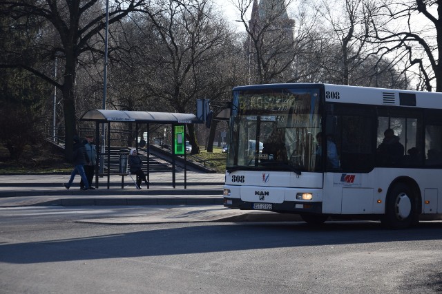 Pętla ma się stać parkingiem.