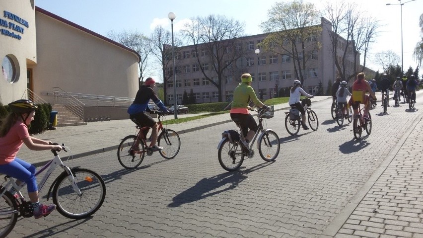 X Mikołowski rodzinny rajd rowerowy. Uczestnicy już wyruszyli [ZDJĘCIA]