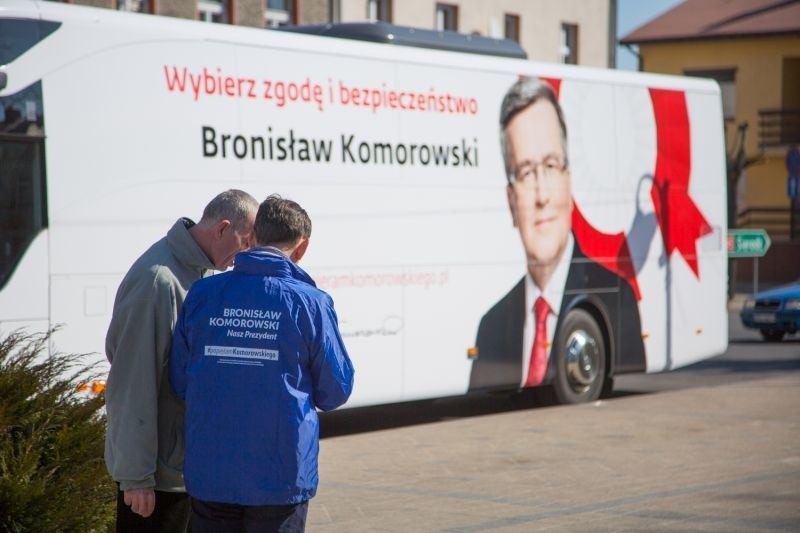 Bronkobus, czyli wyborczy autokar prezydenta Bronisława...