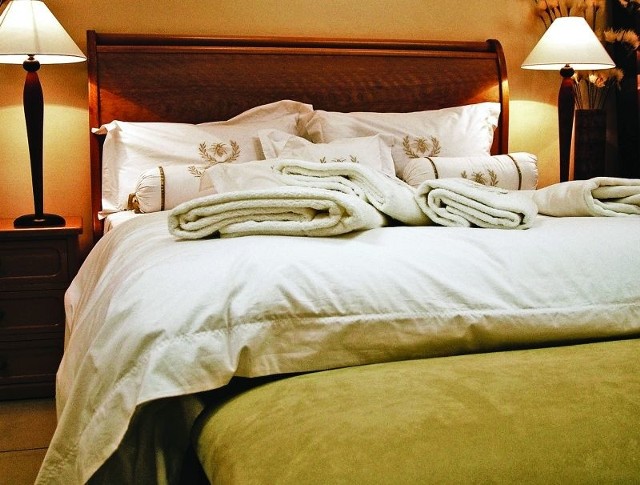 Ręczniki, kosmetyki i papier toaletowy - to rzeczy, które najczęściej z pokojów hotelowych wraz z gośćmi znikają