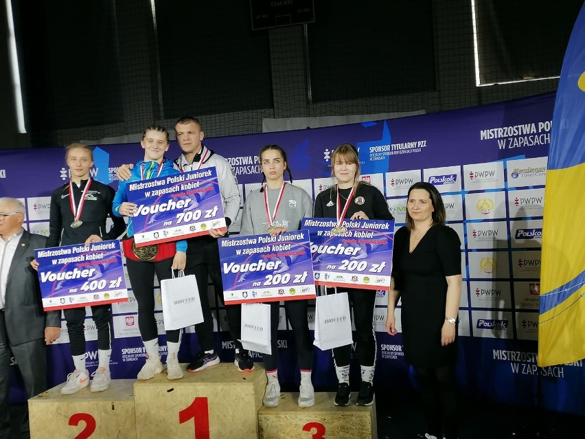 Trzy medale Mistrzostw Polski Juniorek dla zawodniczek LKS Znicz Chęciny