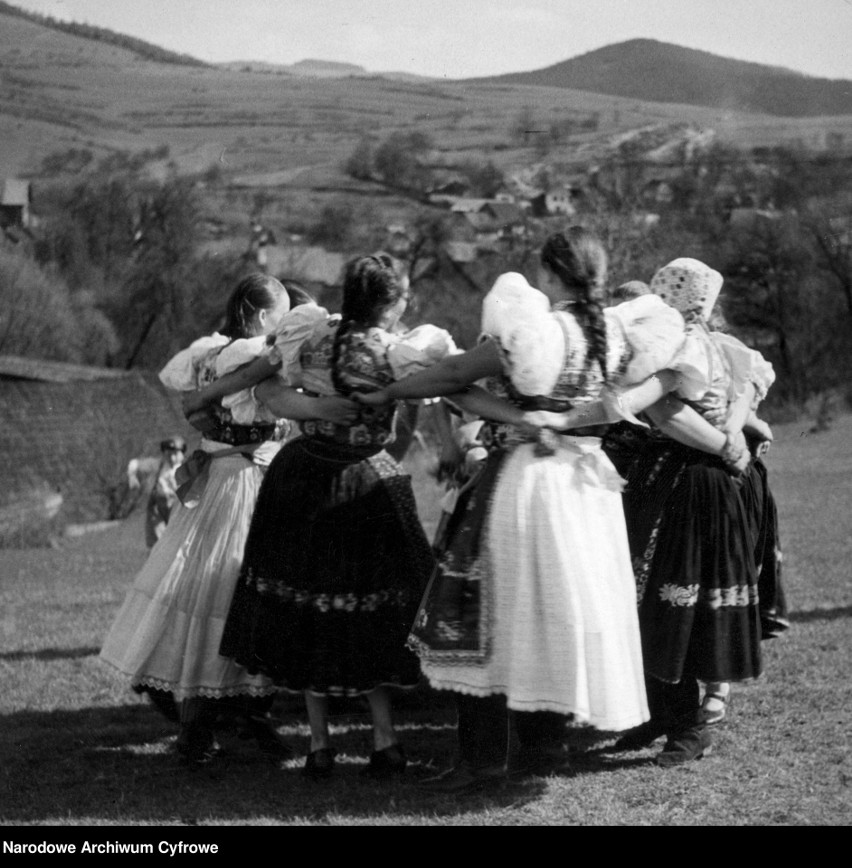 Spisz na archiwalnych zdjęciach. Zobacz, jak przed wojną wyglądało polsko-słowackie pogranicze w Tatrach [GALERIA]